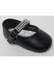 Diamond strap baby shoe is a fabulous baby girls leatherette flat with gorgeous rhinestone strap. Theses are perfect for Christening shoes, Baptism shoe, Flower Girl Shoes, and other Formal Events. Baby Diamond Strap Shoe - Black - Grandma's Little Darlings