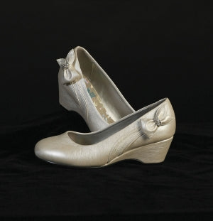 Wedge Dress Shoe - Ivory